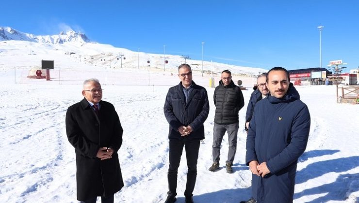 Erciyes Kayak Merkezi  Başkan Büyükkılıç’ı ağırladı