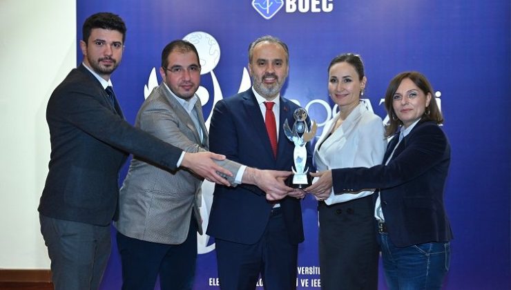 ‘Yılın Çevreci Yerel Yönetimi’ ödülü Bursa’ya geldi