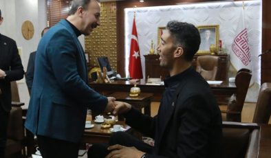 Mardin’de başkan adayının ‘uzun’ hikayesi