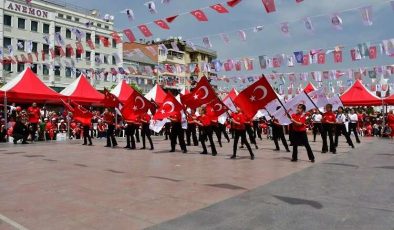 Manisa’da 23 Nisan dolu dolu geçti