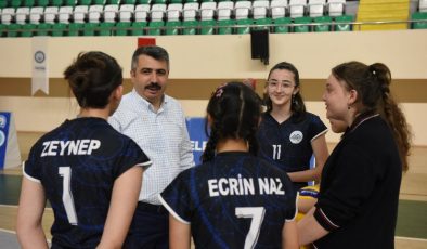 Yıldırım’da okul sporları ilçe şenlikleri devam ediyor